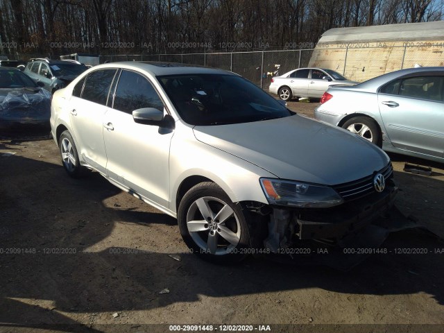 VOLKSWAGEN JETTA SEDAN 2011 3vwll7aj5bm125660