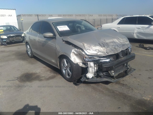 VOLKSWAGEN NULL 2014 3vwll7aj5em244510