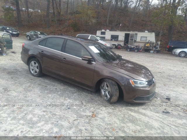 VOLKSWAGEN JETTA SEDAN 2014 3vwll7aj5em398540