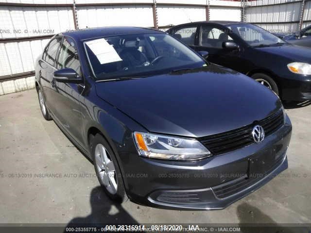 VOLKSWAGEN JETTA SEDAN 2014 3vwll7aj7em231497