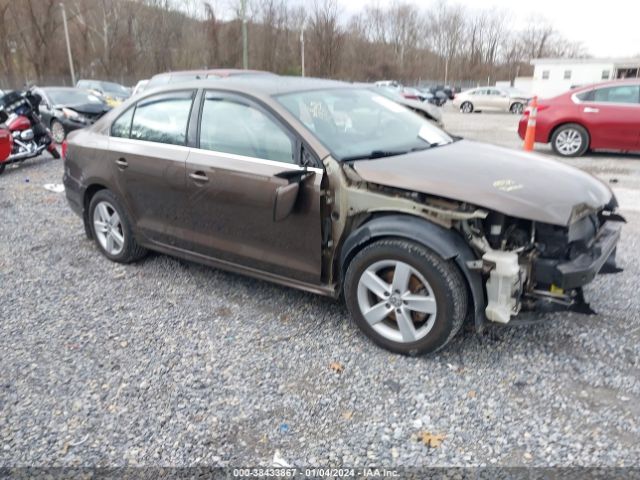 VOLKSWAGEN JETTA 2014 3vwll7aj9em229024