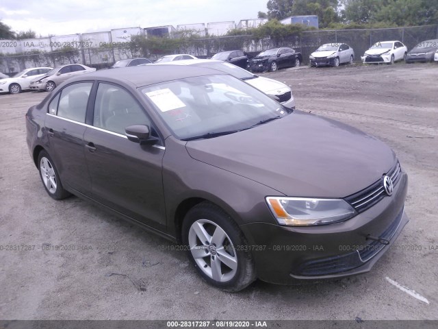 VOLKSWAGEN JETTA SEDAN 2014 3vwll7aj9em290079