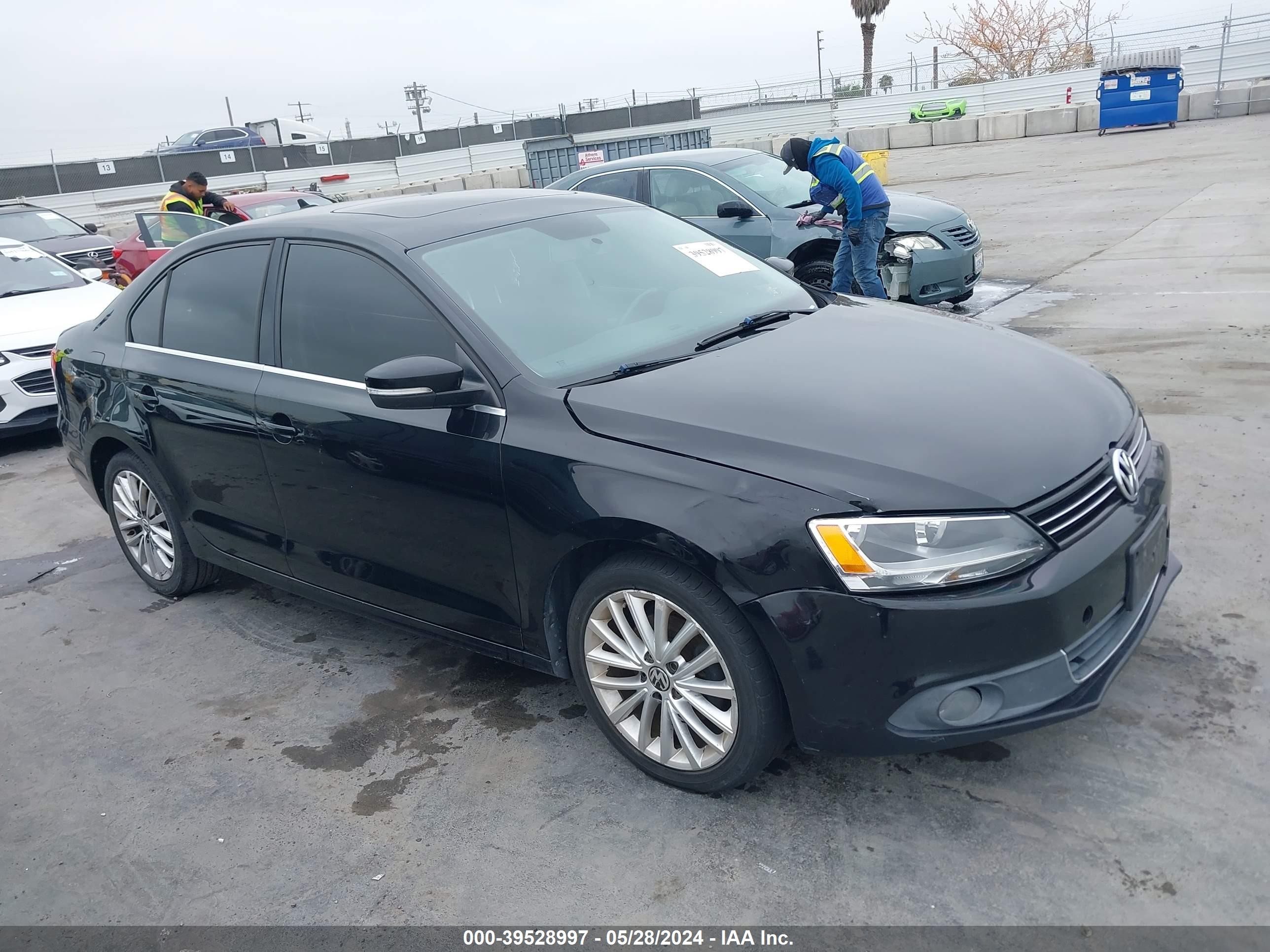 VOLKSWAGEN JETTA 2013 3vwll7ajxdm415086