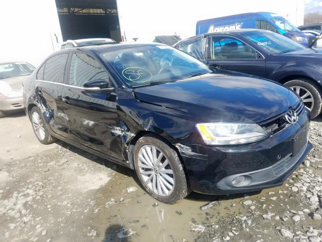 VOLKSWAGEN NULL 2013 3vwlp7aj2dm350528