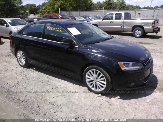 VOLKSWAGEN NULL 2013 3vwlp7aj5dm413766