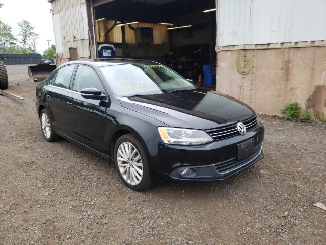 VOLKSWAGEN NULL 2013 3vwlp7aj5dm413878