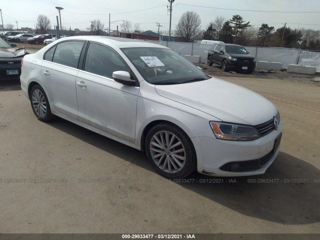 VOLKSWAGEN NULL 2011 3vwlx7aj0bm334597