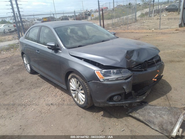 VOLKSWAGEN NULL 2013 3vwlx7aj0dm365934