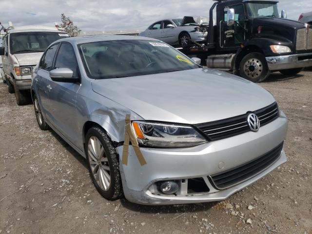 VOLKSWAGEN NULL 2013 3vwlx7aj8dm431713