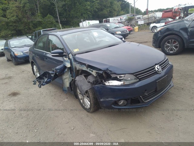 VOLKSWAGEN NULL 2011 3vwlz7aj8bm384755