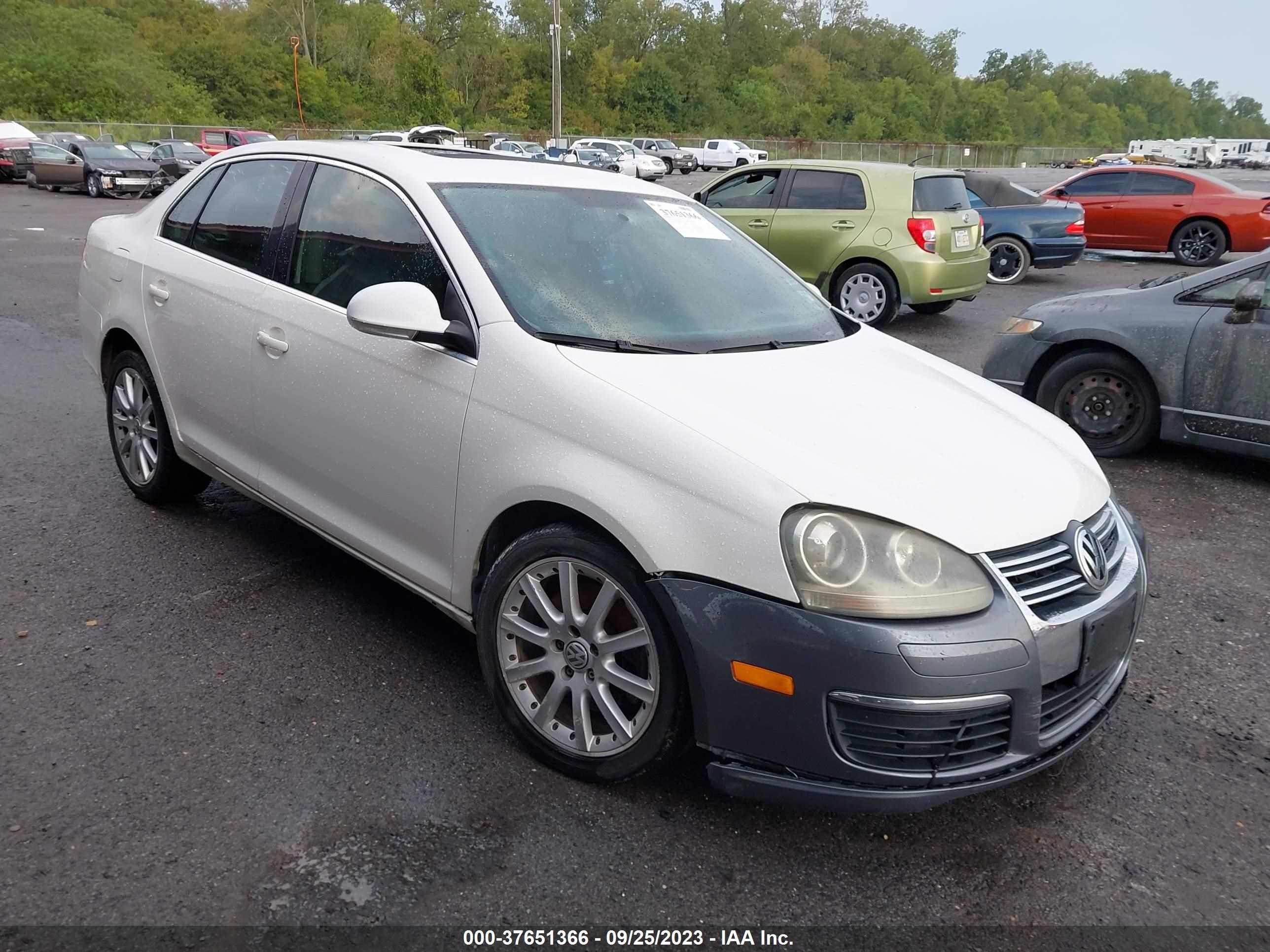 VOLKSWAGEN JETTA 2006 3vwmj71k96m659611