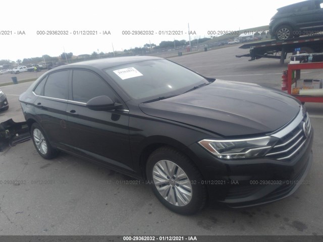 VOLKSWAGEN JETTA 2019 3vwn57bu0km107160