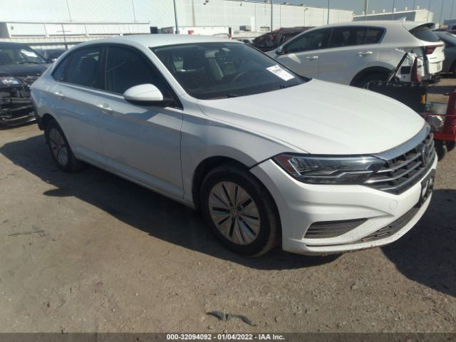 VOLKSWAGEN JETTA 2019 3vwn57bu0km199029