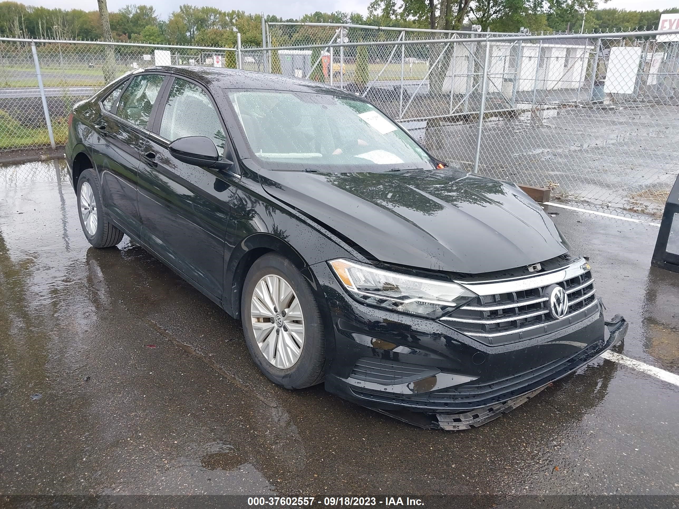 VOLKSWAGEN JETTA 2019 3vwn57bu0km221773