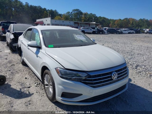 VOLKSWAGEN JETTA 2019 3vwn57bu5km069358