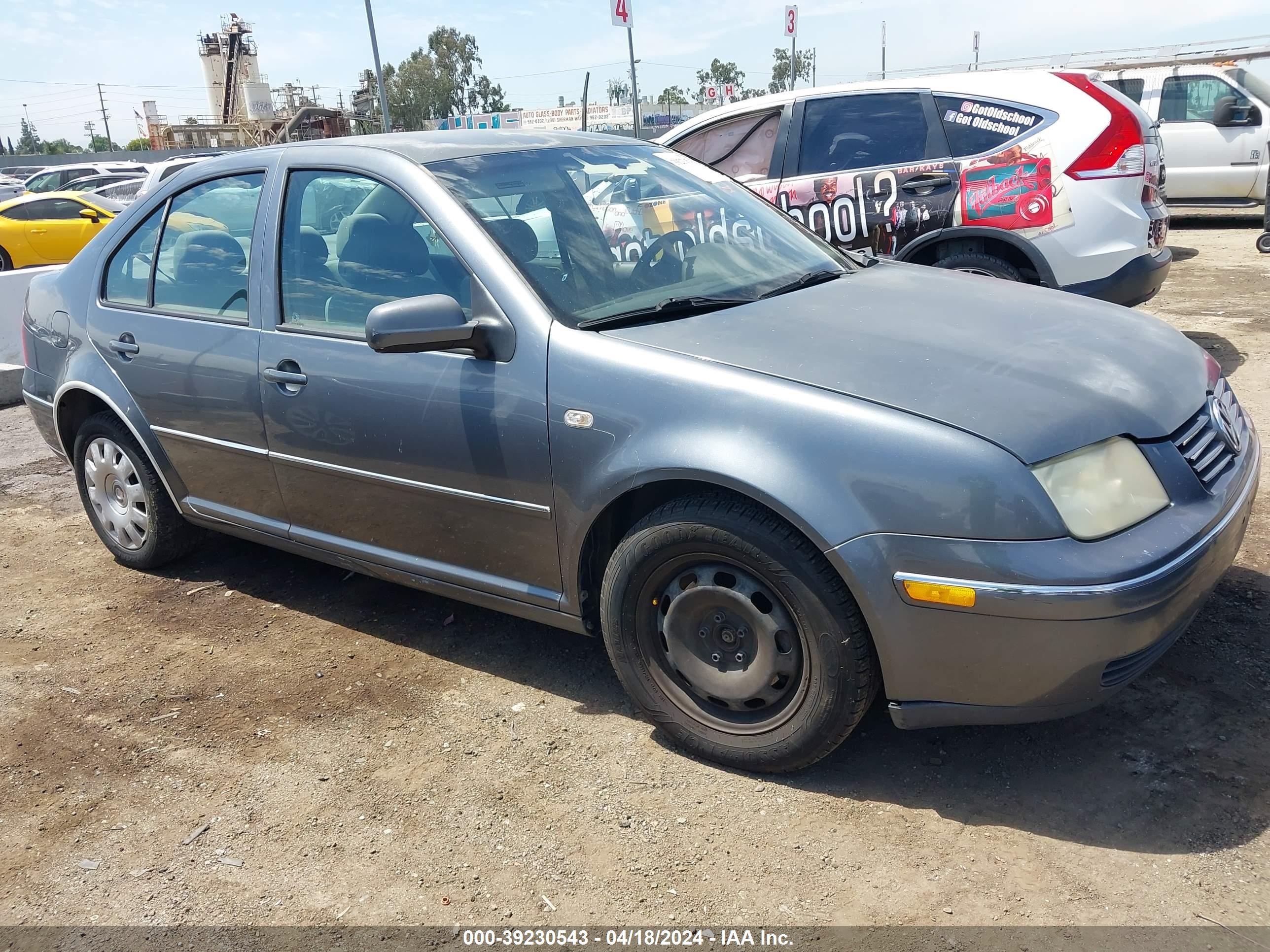 VOLKSWAGEN JETTA 2004 3vwra69m84m119797