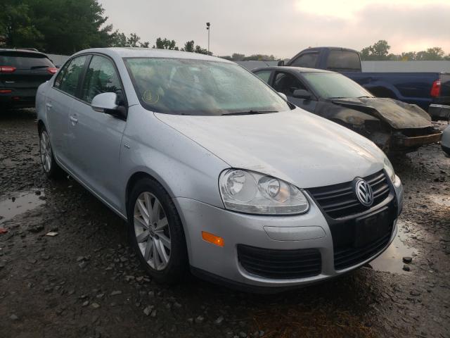 VOLKSWAGEN JETTA WOLF 2010 3vwra7aj4am062677