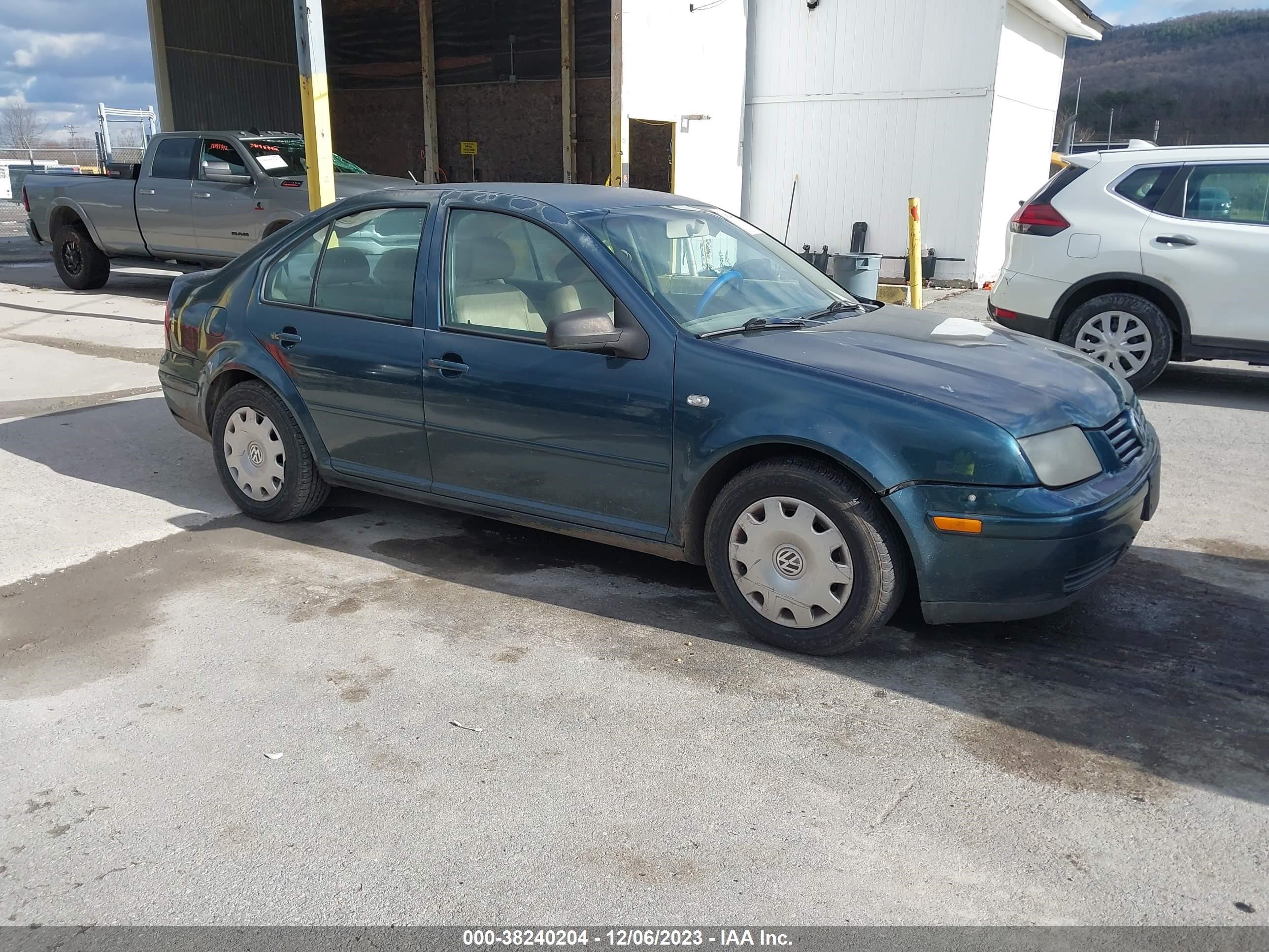 VOLKSWAGEN JETTA 2001 3vwrb69m81m093694