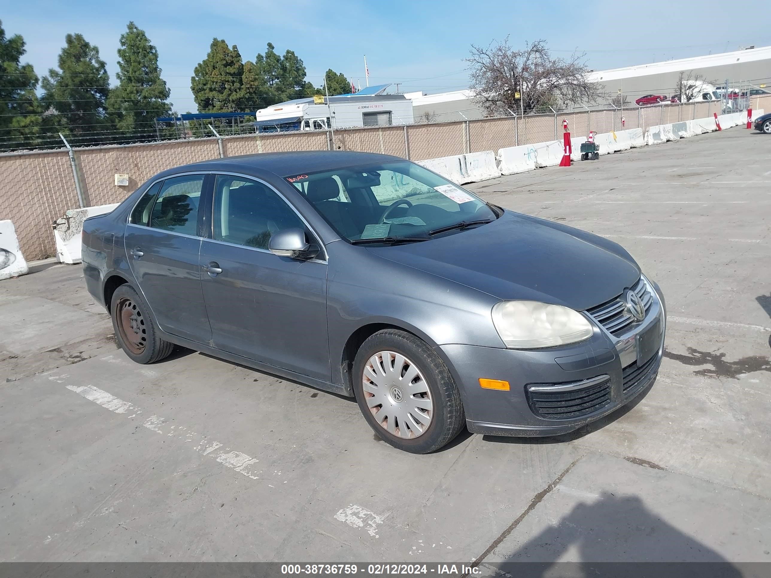 VOLKSWAGEN JETTA 2005 3vwrg71k85m620737