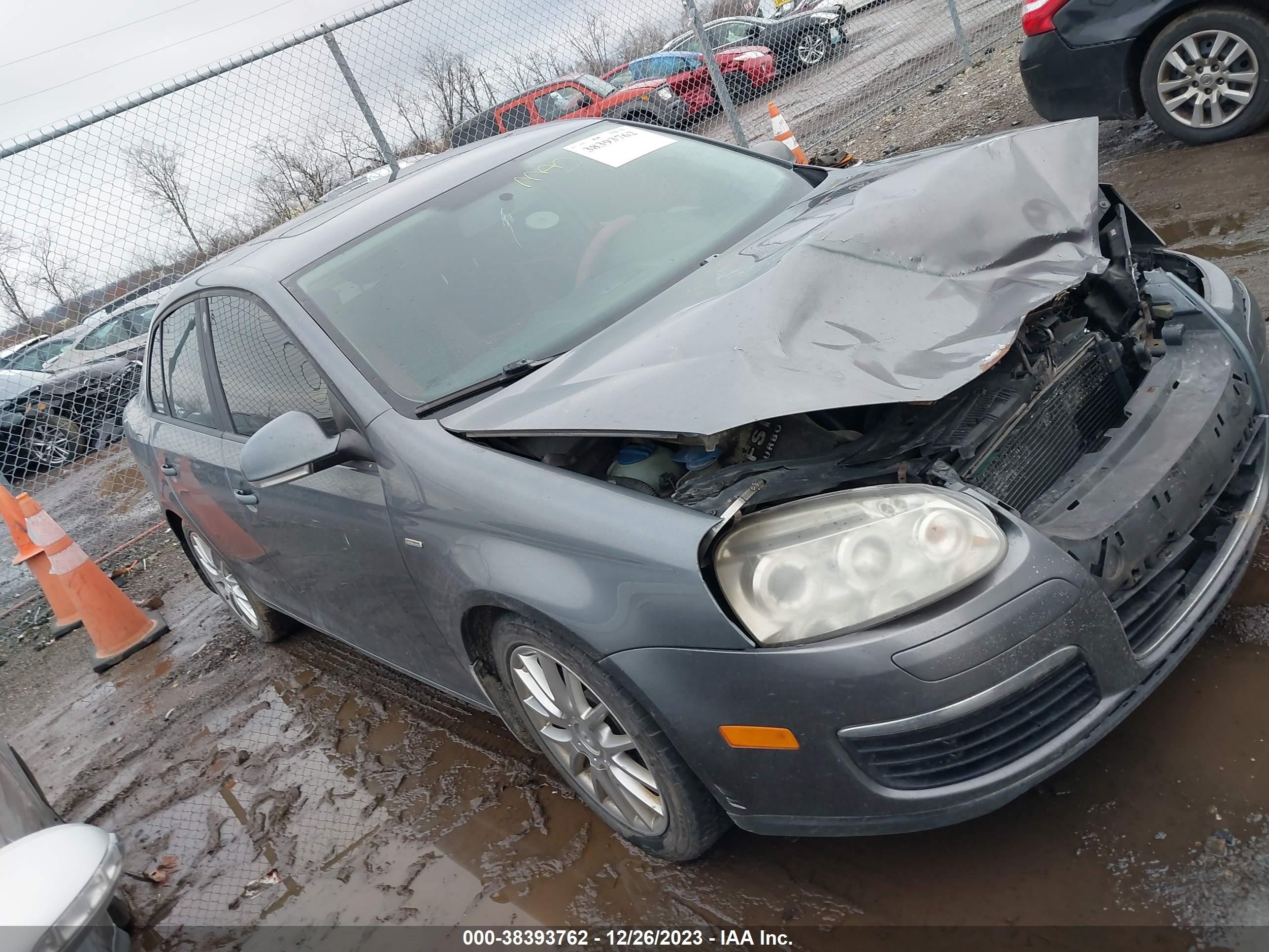 VOLKSWAGEN JETTA 2008 3vwrj71k68m169619