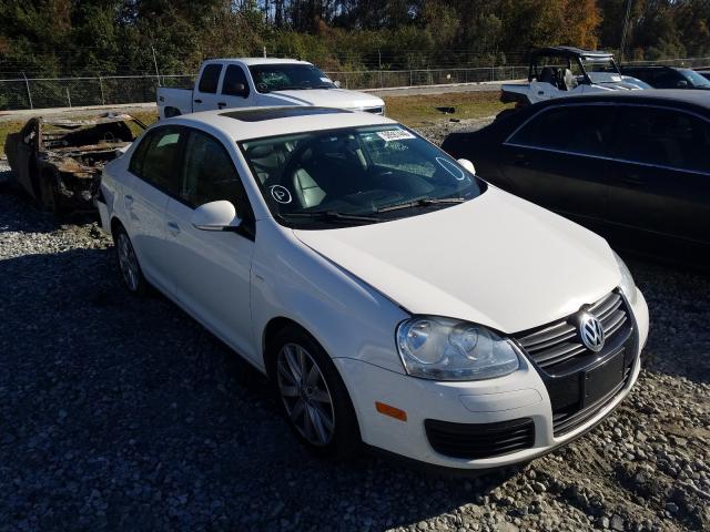 VOLKSWAGEN JETTA WOLF 2010 3vwrj7aj4am030862