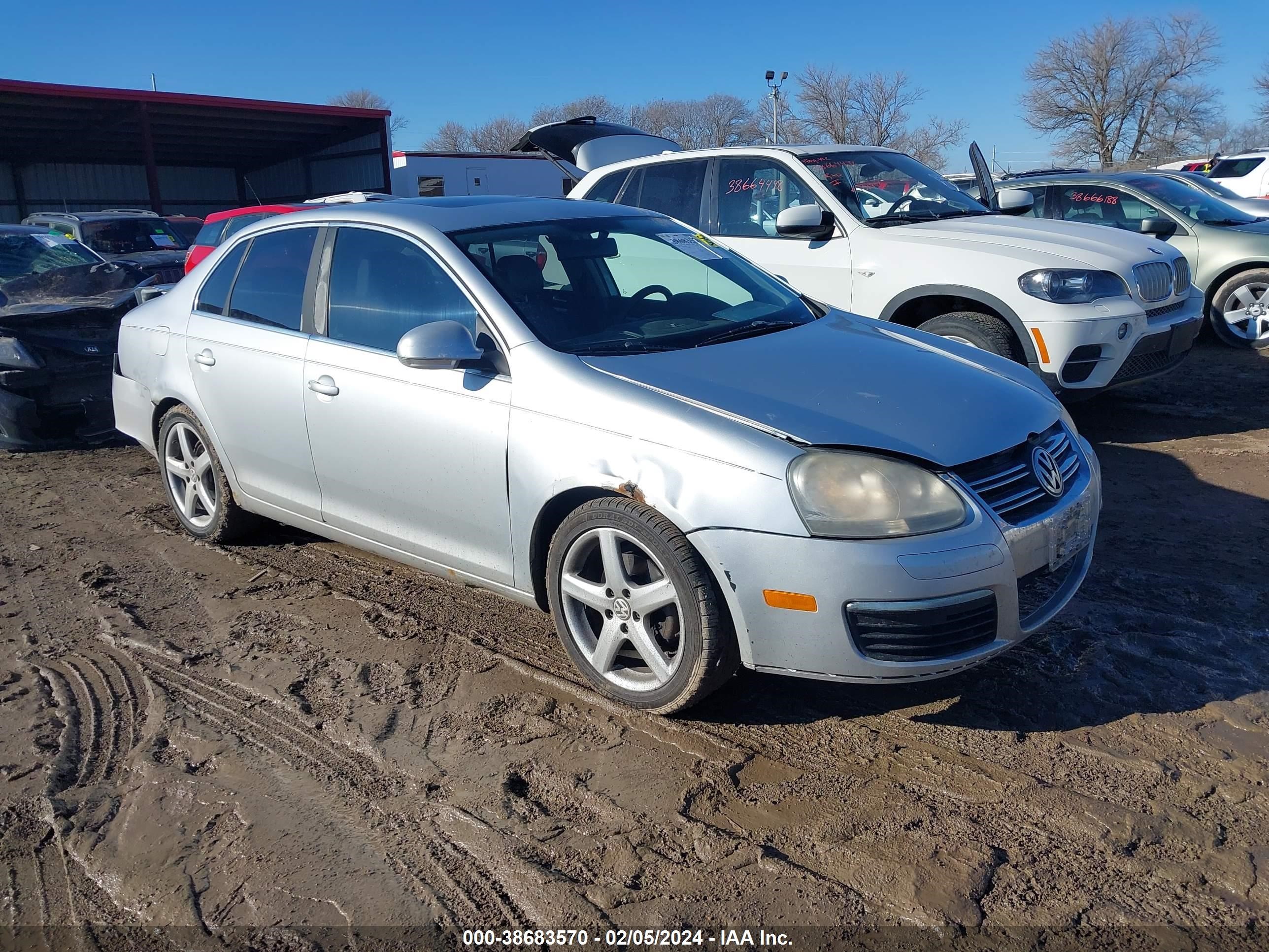 VOLKSWAGEN JETTA 2008 3vwrm71k08m007332