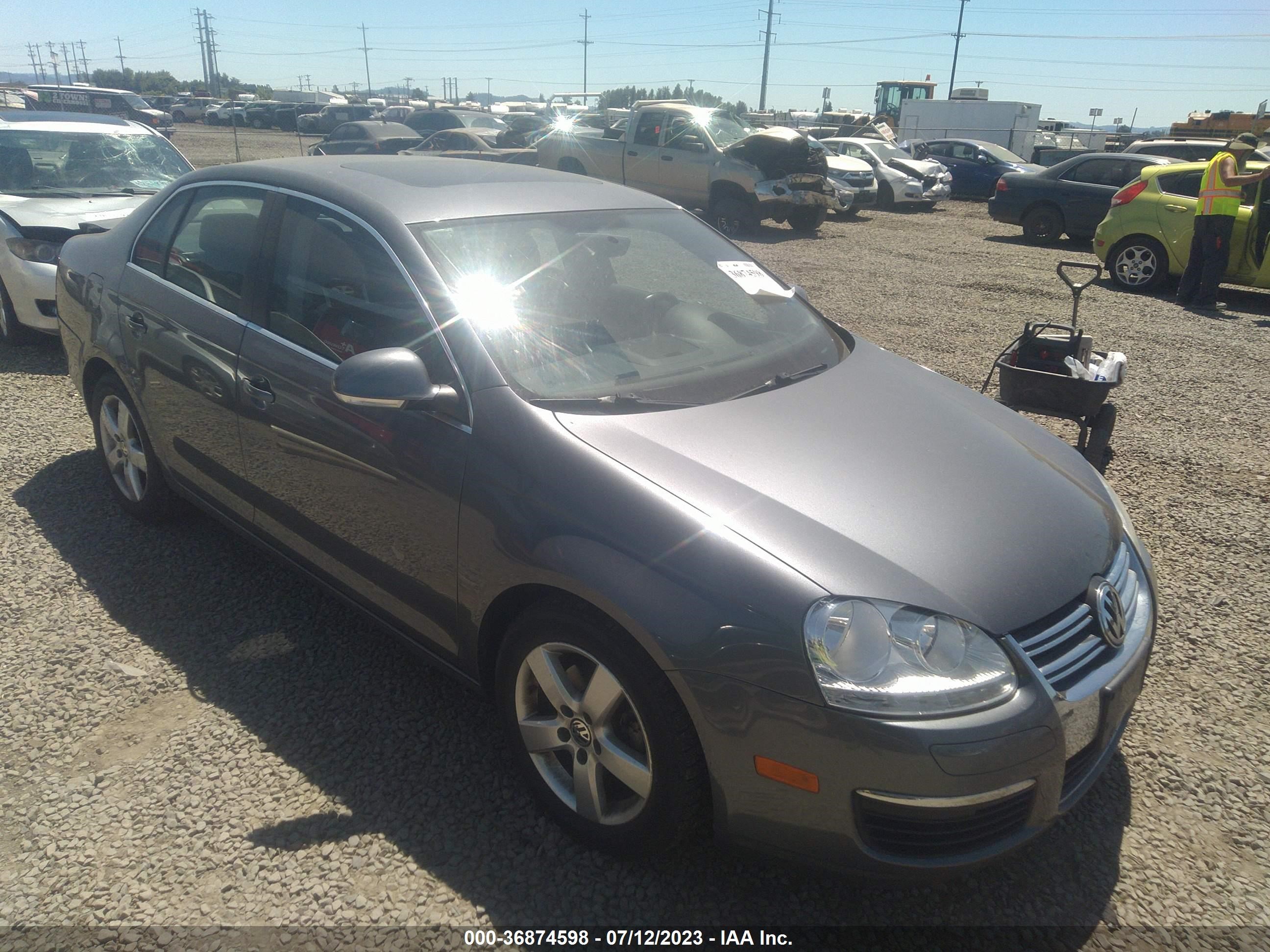 VOLKSWAGEN JETTA 2008 3vwrm71k38m109644