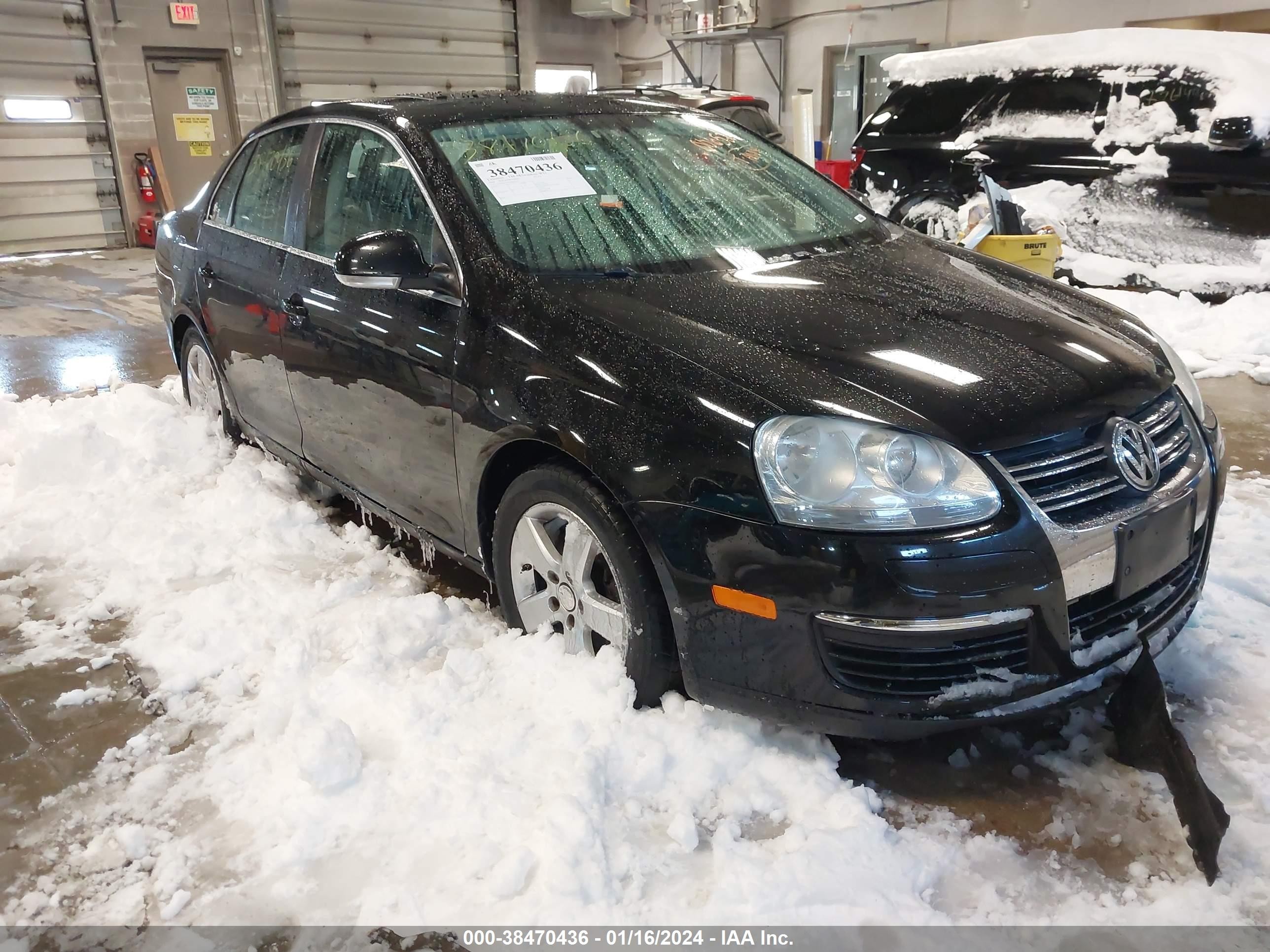 VOLKSWAGEN JETTA 2008 3vwrm71k48m006524