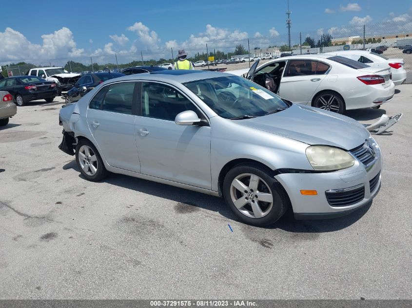 VOLKSWAGEN JETTA 2008 3vwrm71k58m057448