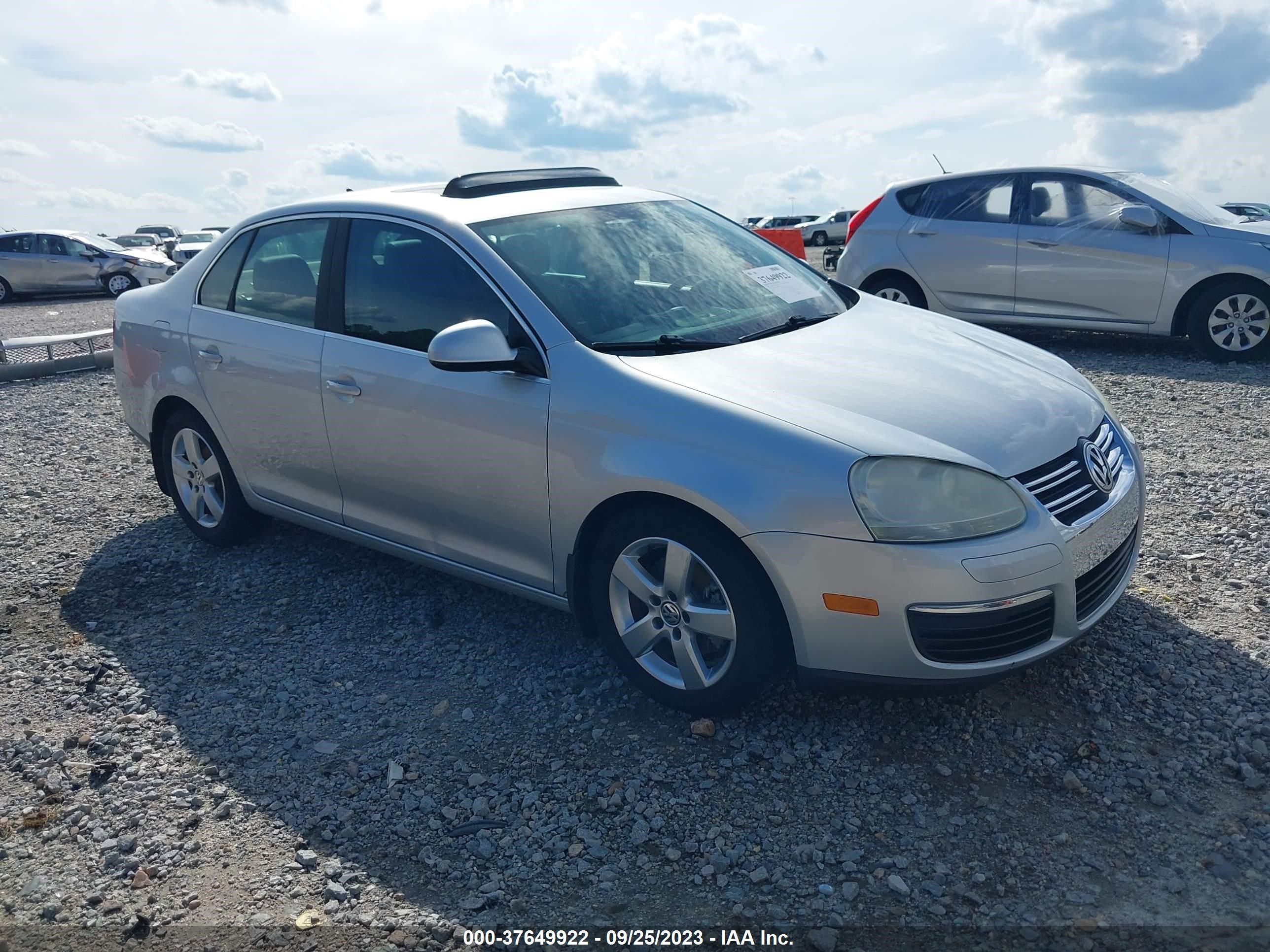 VOLKSWAGEN JETTA 2008 3vwrm71k78m198599