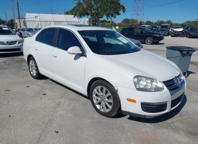 VOLKSWAGEN NULL 2010 3vwrx7aj4am035381