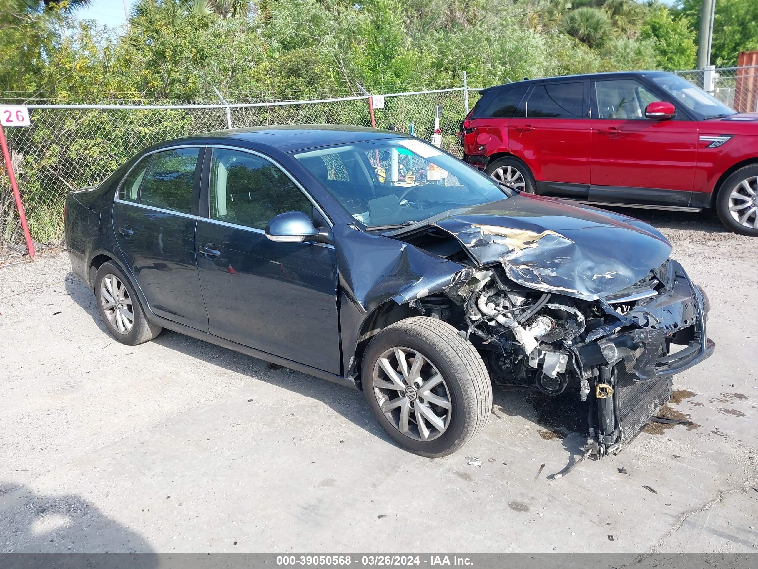 VOLKSWAGEN JETTA 2010 3vwrx7aj6am039108