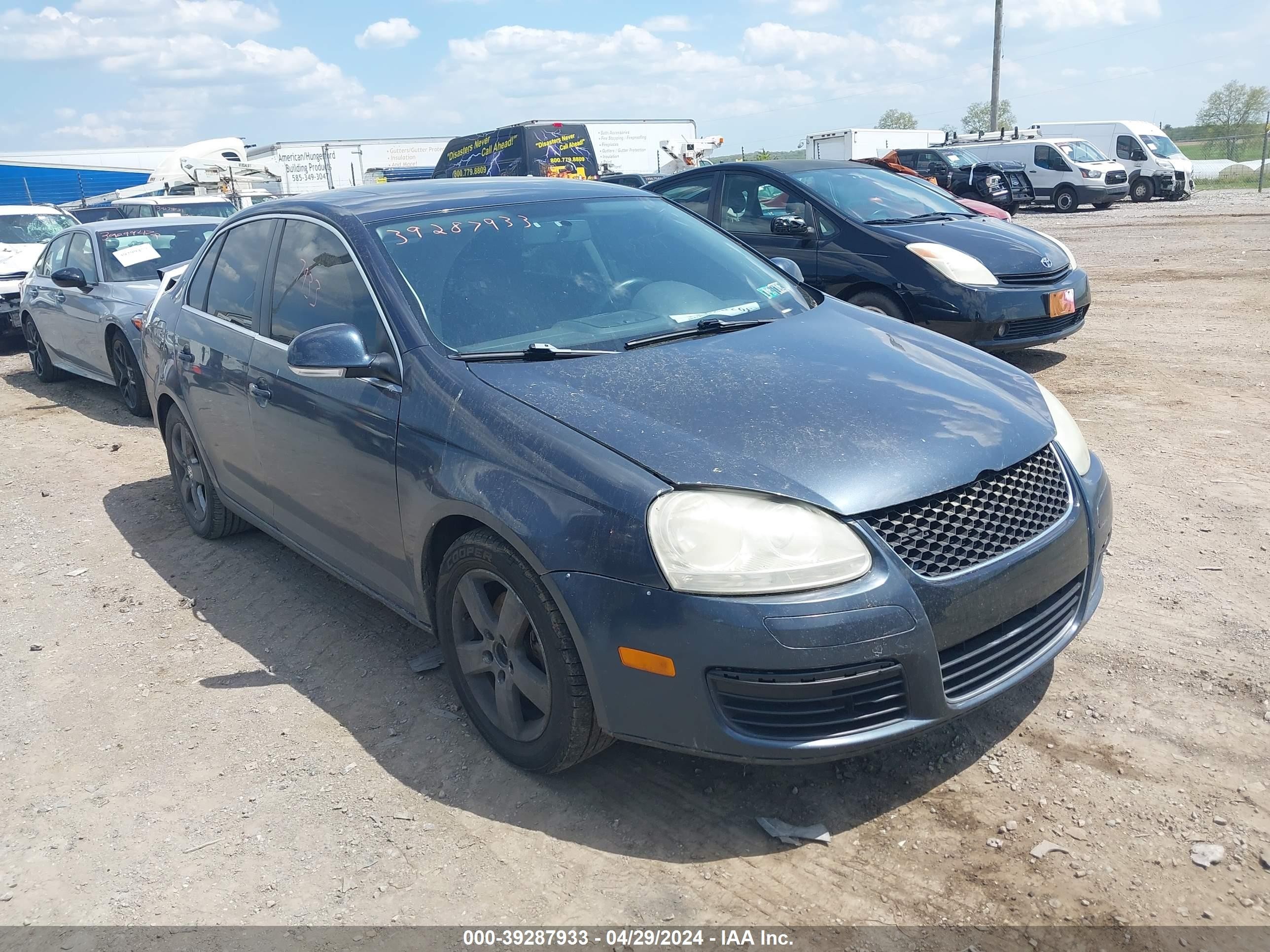 VOLKSWAGEN JETTA 2008 3vwrz71k08m156521