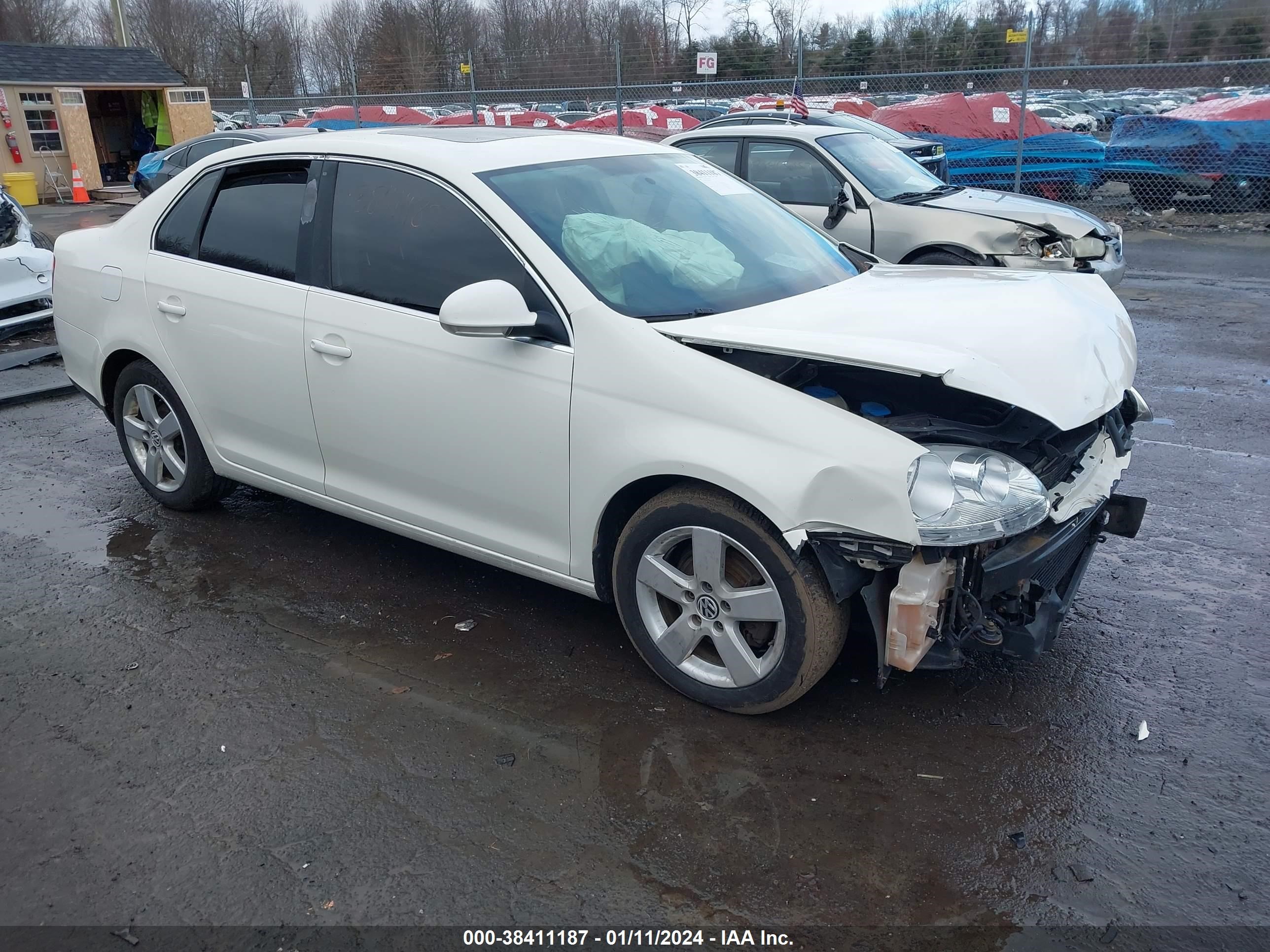 VOLKSWAGEN JETTA 2008 3vwrz71k28m036901