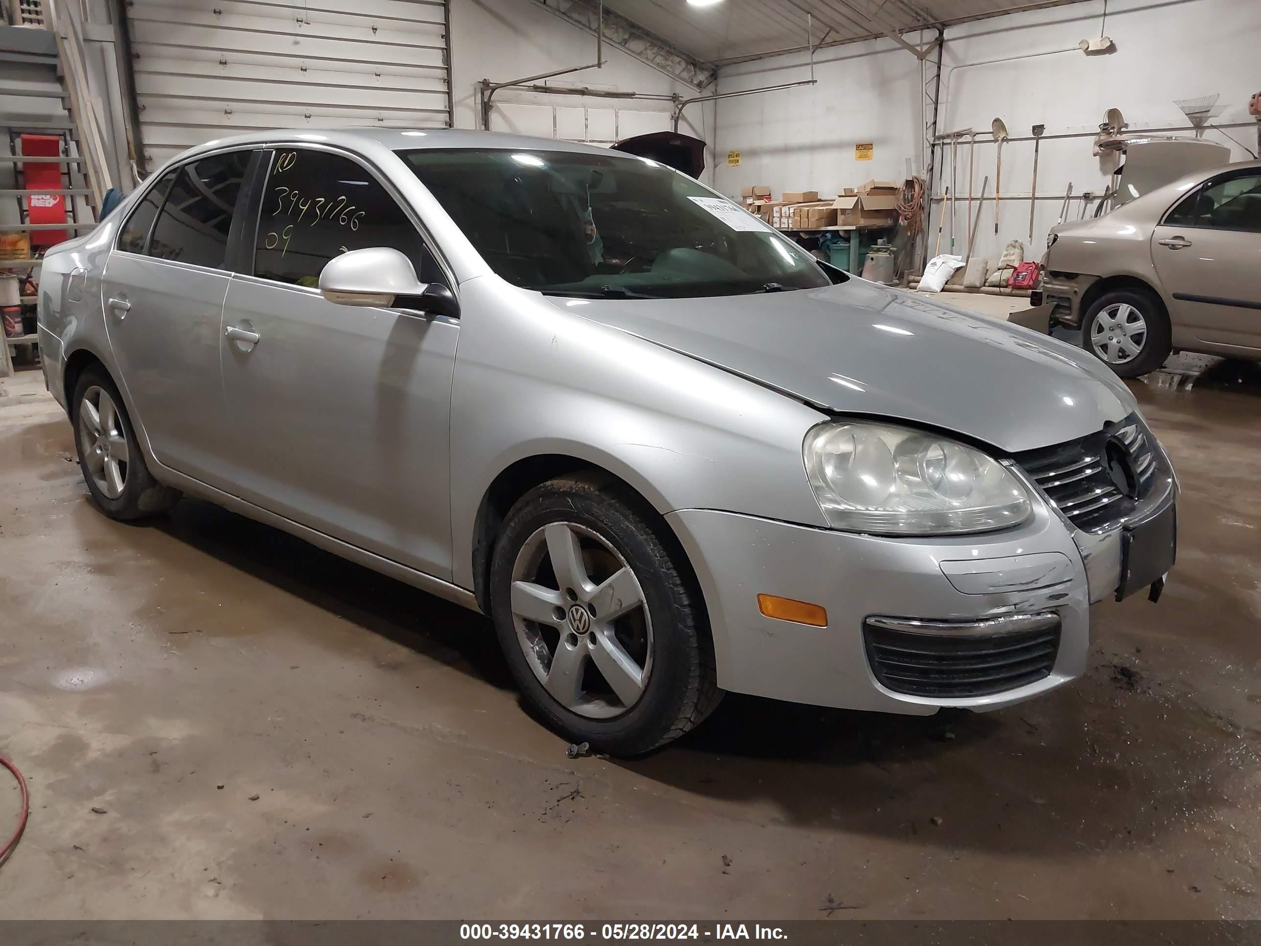 VOLKSWAGEN JETTA 2009 3vwrz71k49m162596