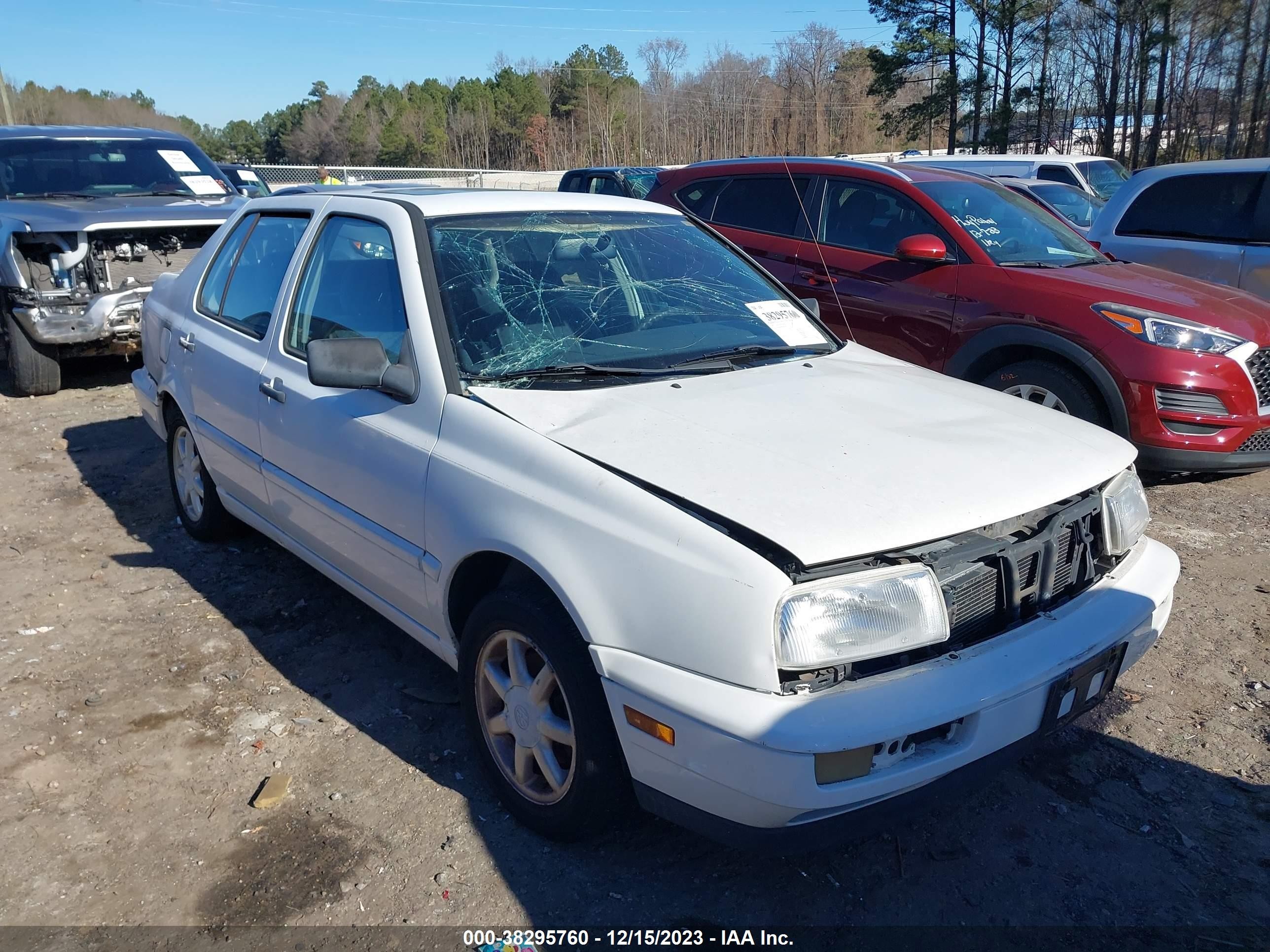 VOLKSWAGEN JETTA 1997 3vwsa81h8vm041826