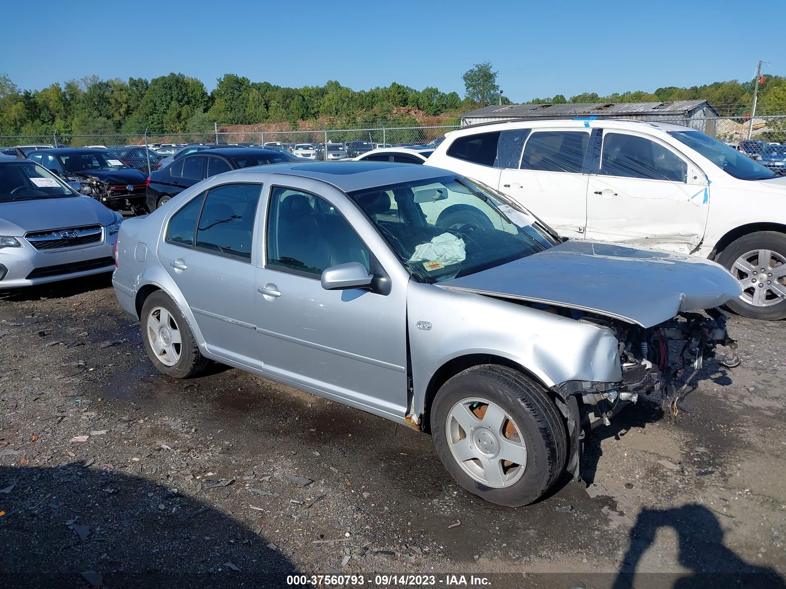 VOLKSWAGEN JETTA 2002 3vwsb29m52m162241