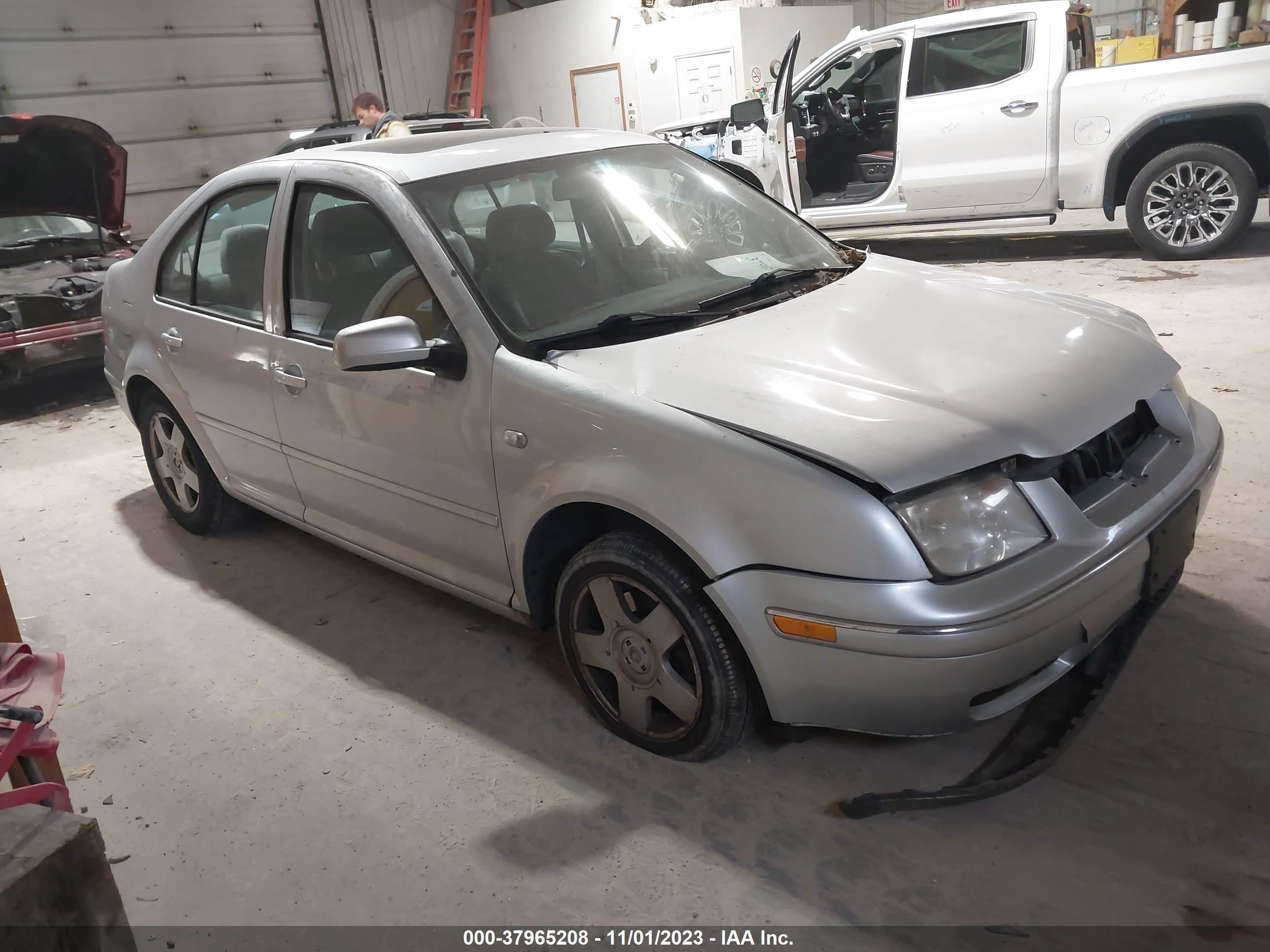 VOLKSWAGEN JETTA 2002 3vwsb69m72m177928