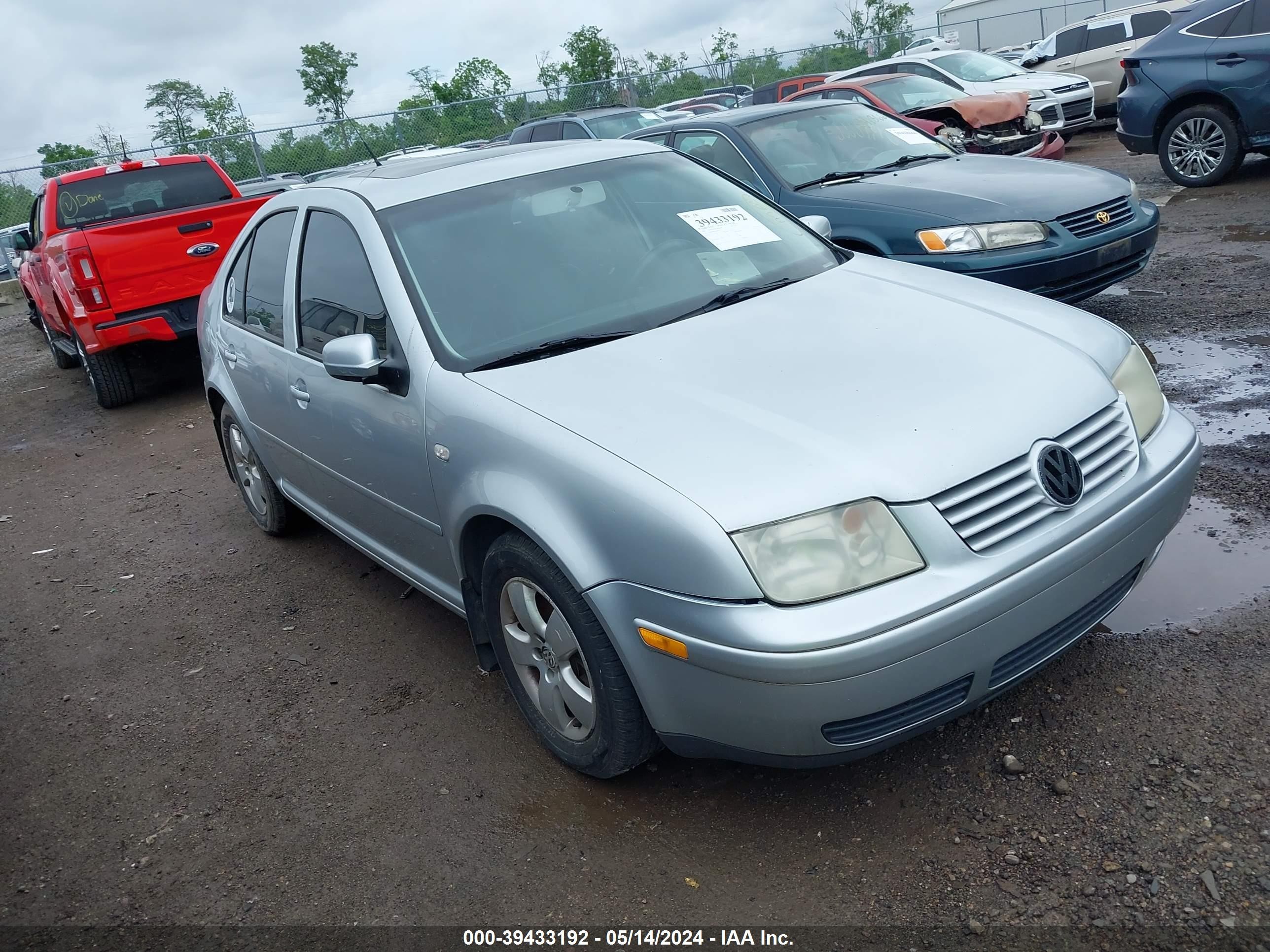 VOLKSWAGEN JETTA 2003 3vwse69m73m137731