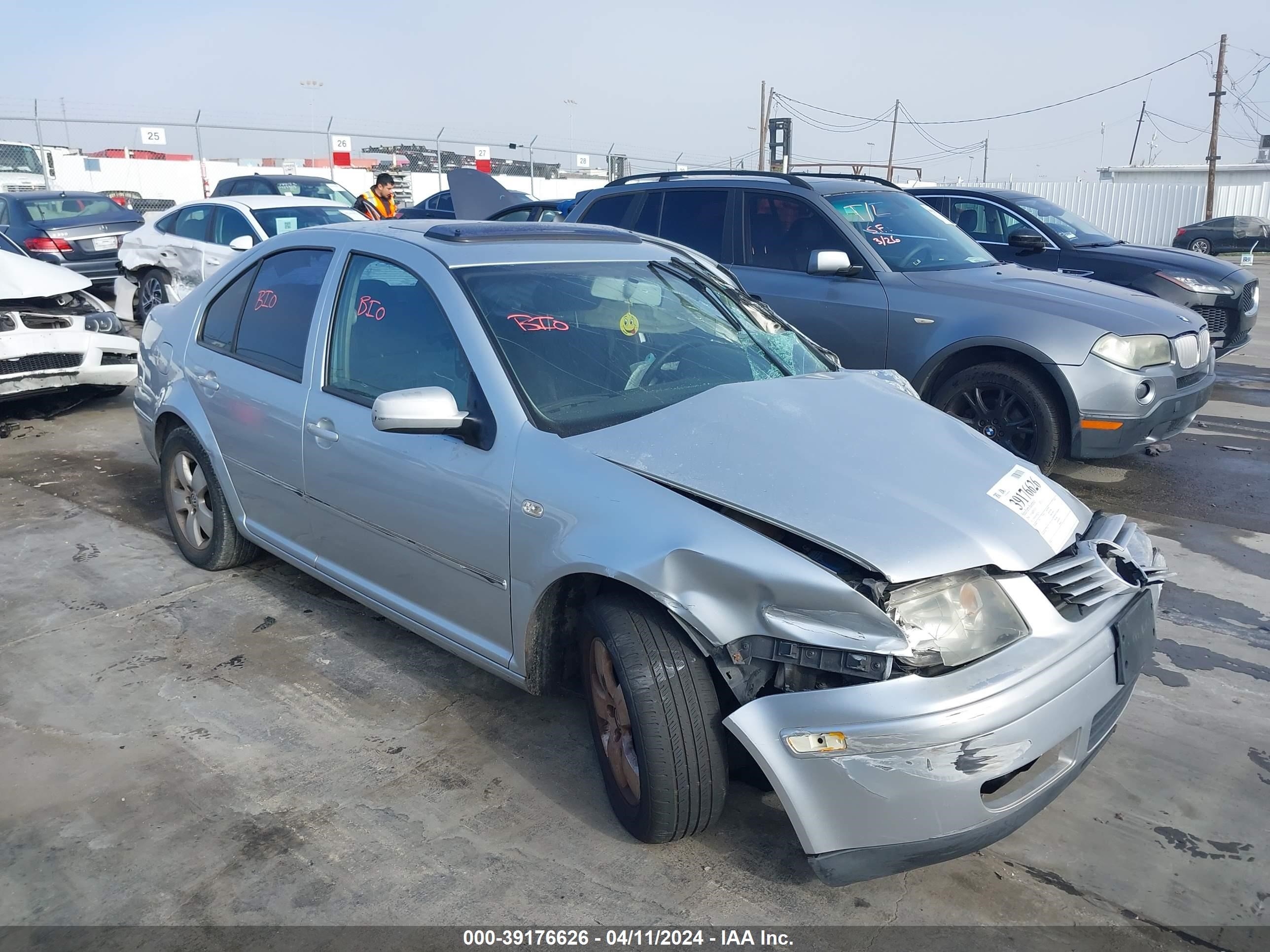 VOLKSWAGEN JETTA 2004 3vwse69m74m022144