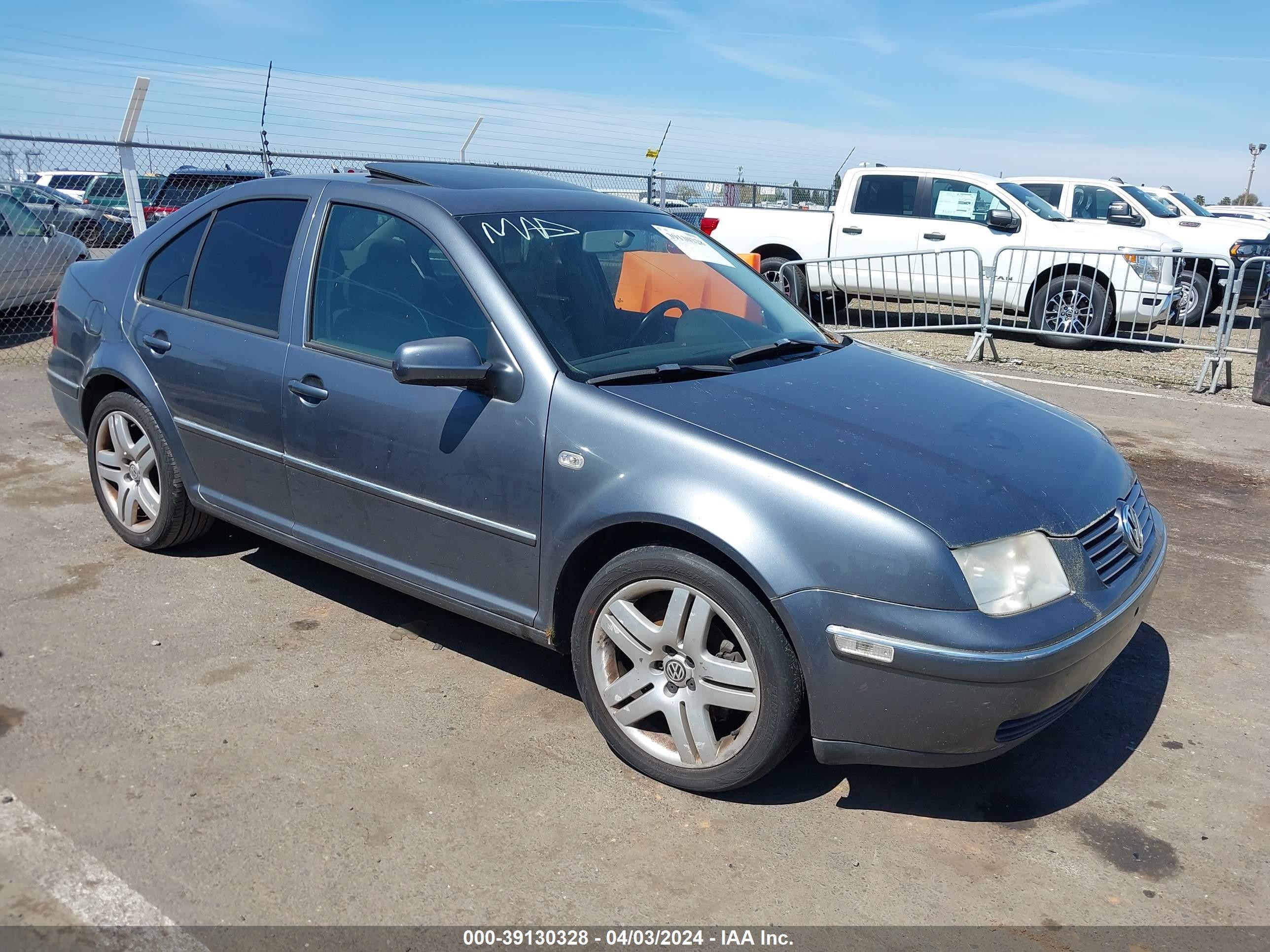 VOLKSWAGEN JETTA 2004 3vwse69mx4m001031