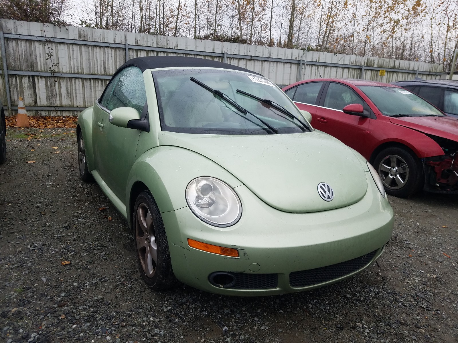 VOLKSWAGEN NEW BEETLE 2007 3vwsf31y17m400456