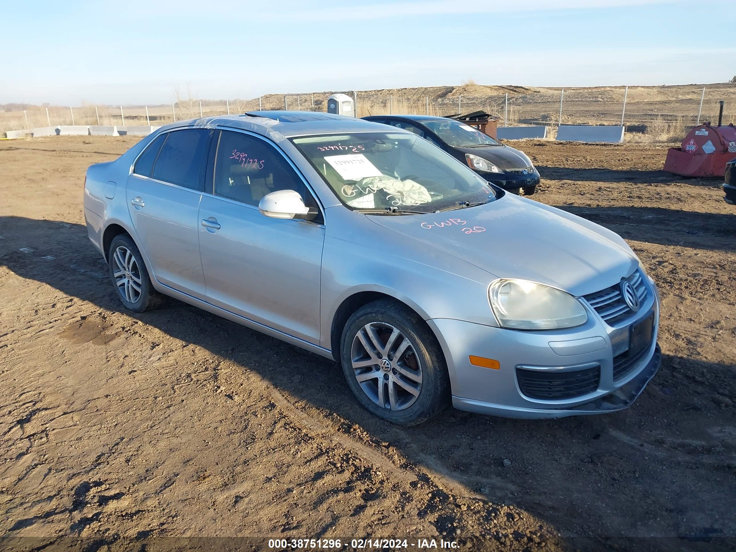 VOLKSWAGEN JETTA 2005 3vwsf71kx5m622672