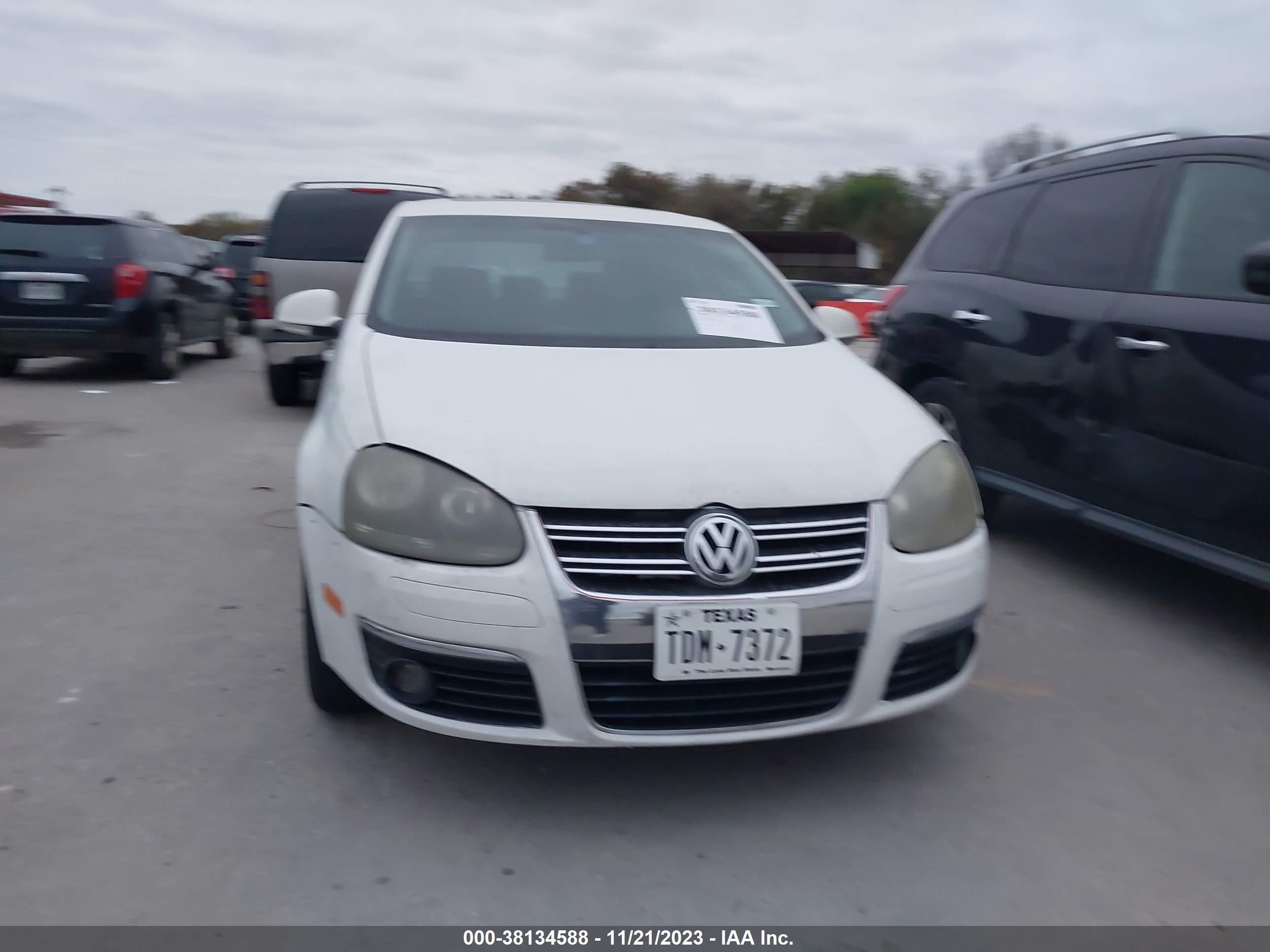 VOLKSWAGEN JETTA 2006 3vwsf81k26m730808