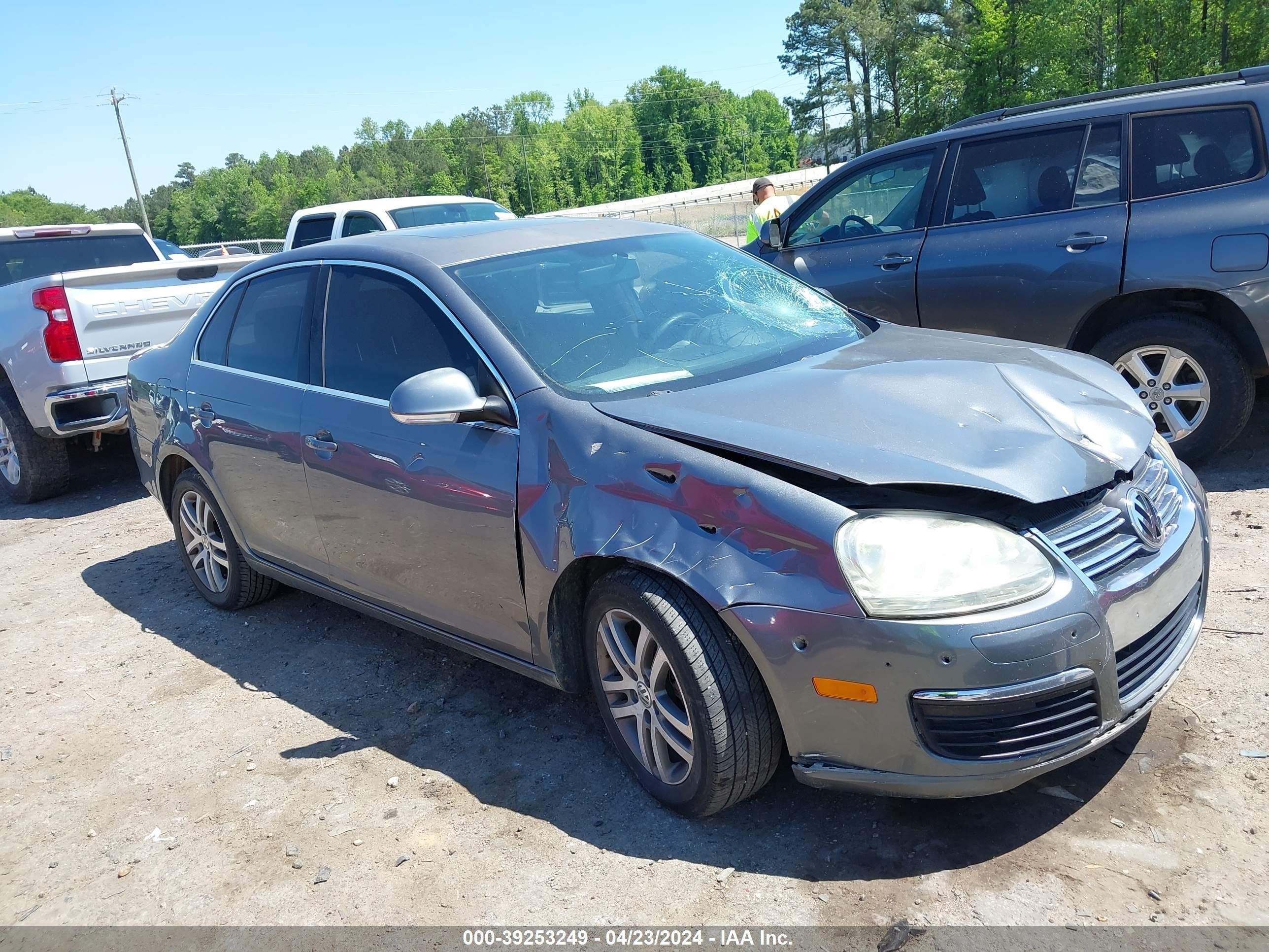 VOLKSWAGEN JETTA 2006 3vwst71k06m846057