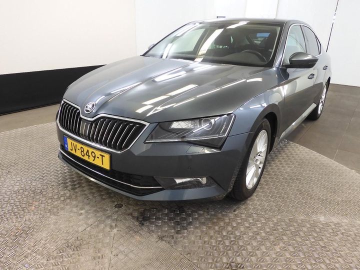 SKODA SUPERB 2016 49572957295729572