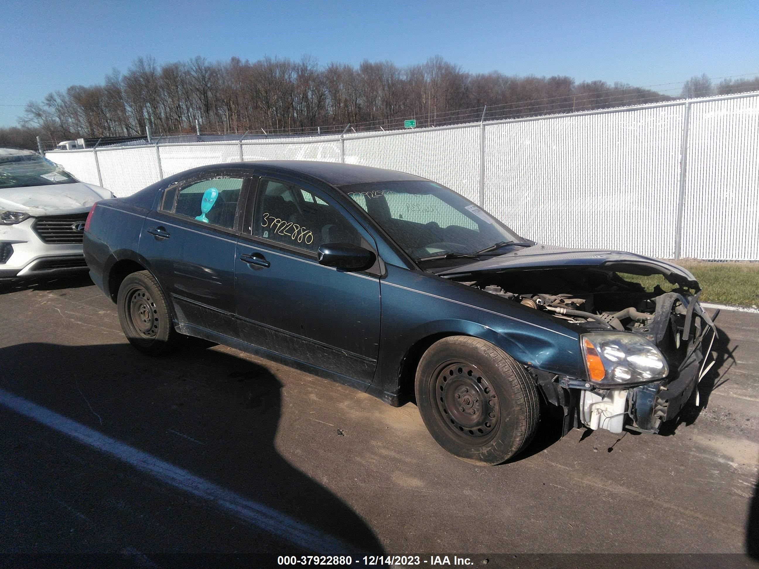 MITSUBISHI GALANT 2004 4a3ab36f84e100476