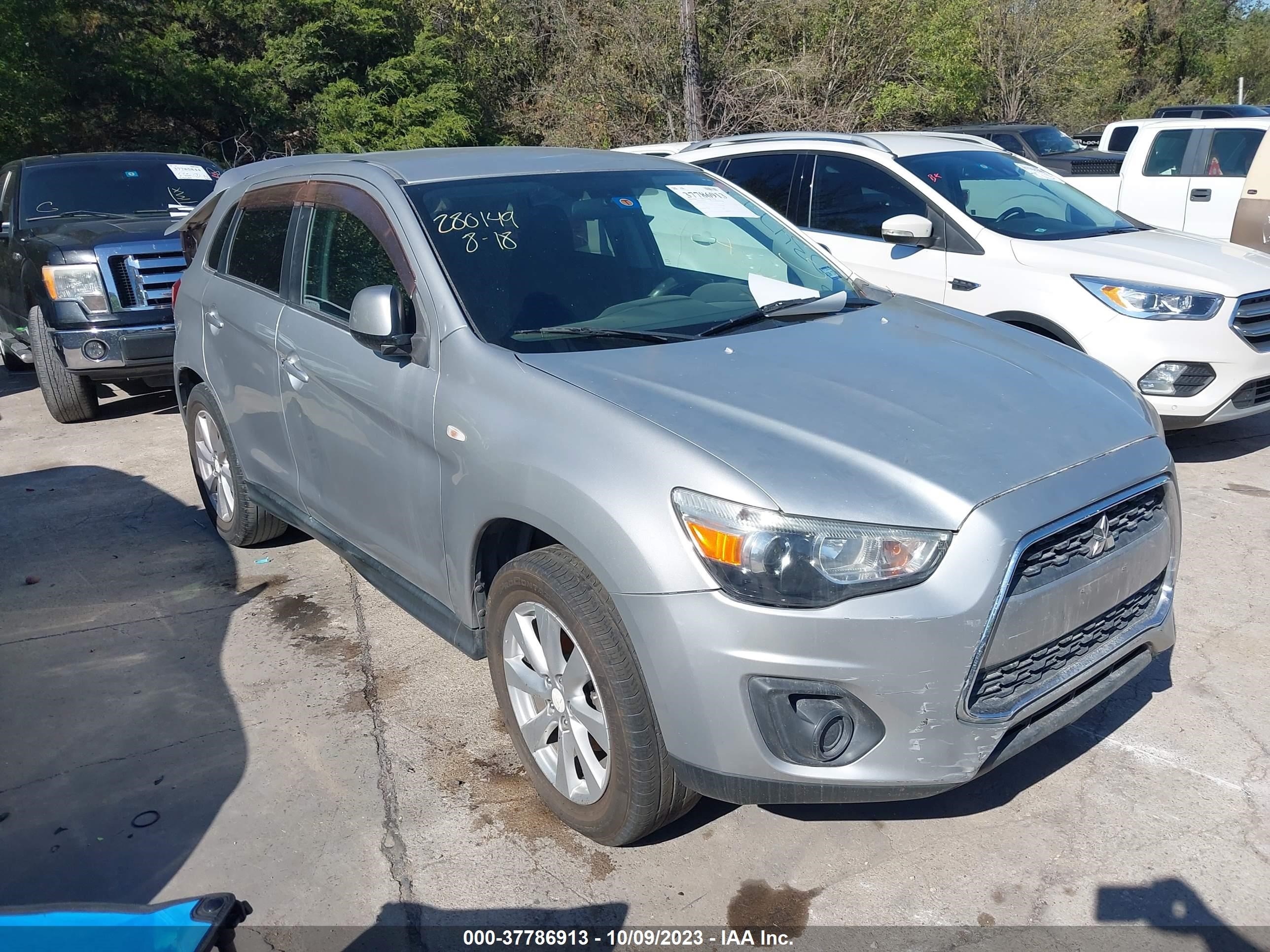 MITSUBISHI OUTLANDER 2015 4a4ap3au3fe003479