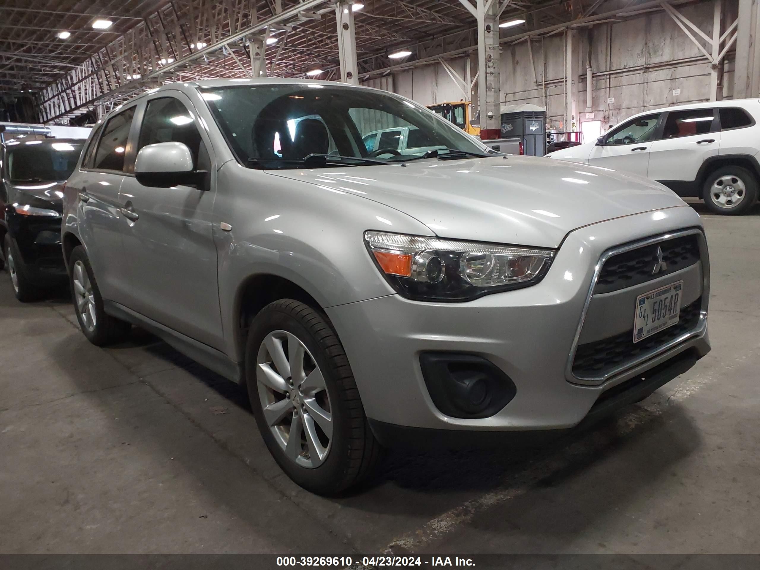 MITSUBISHI OUTLANDER 2015 4a4ap3au5fe051727