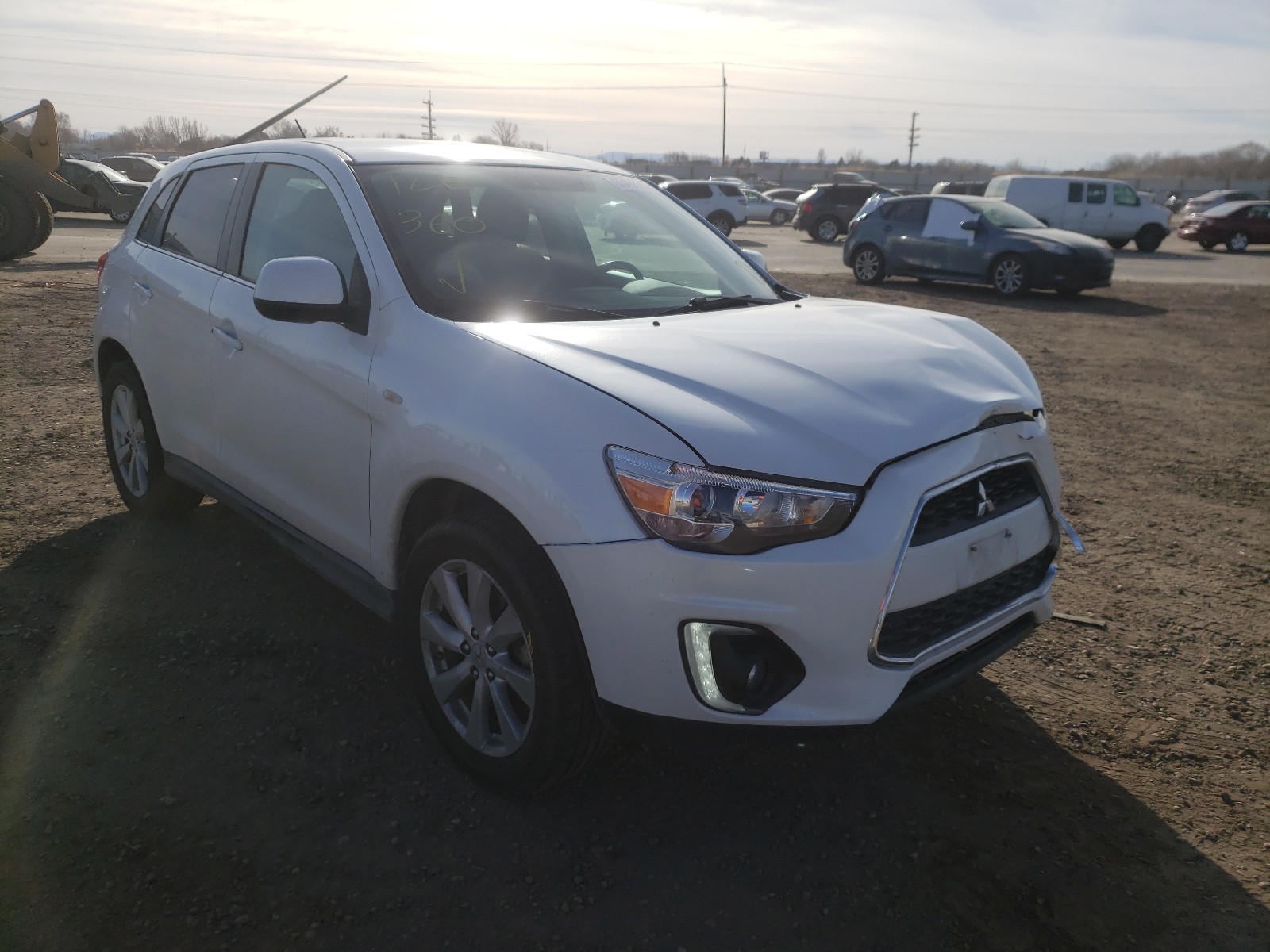 MITSUBISHI OUTLANDER 2015 4a4ar4au1fe030356